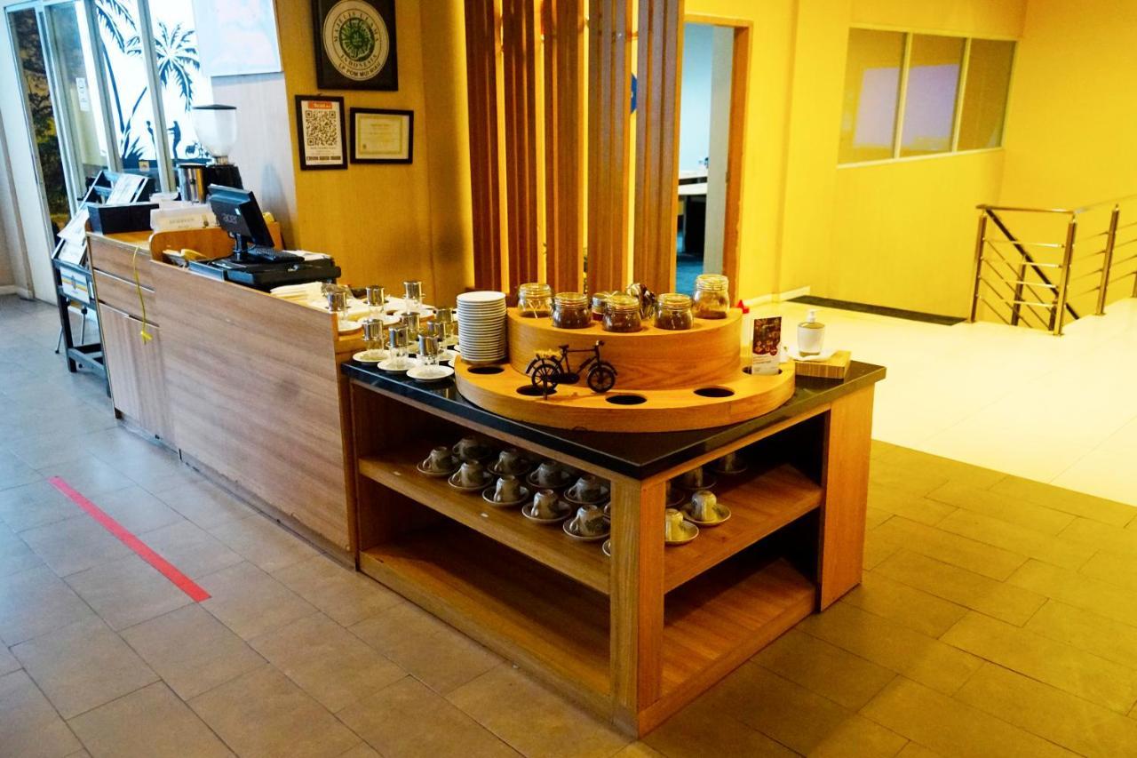 Hotel Dafam Pekanbaru Ngoại thất bức ảnh