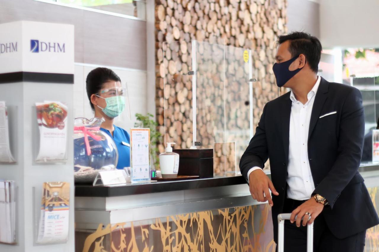 Hotel Dafam Pekanbaru Ngoại thất bức ảnh
